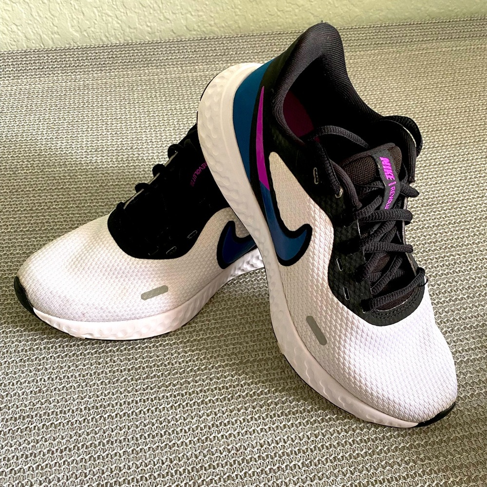 Ladies Nike Revolution 5 White Blue Purple